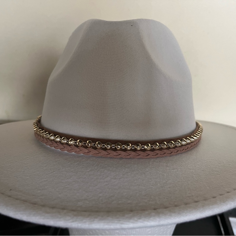Elegant Cream Hat with Gold Accent